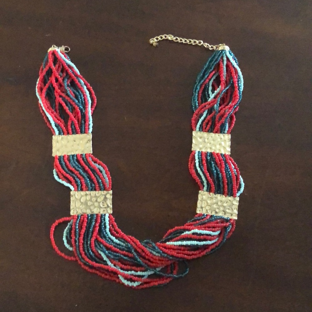 Statement necklace